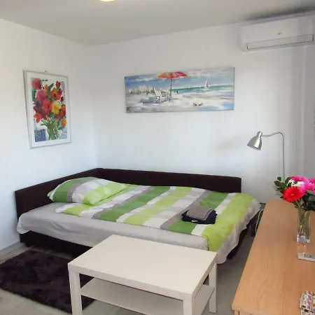 Lägenhet Lomas De Mena *